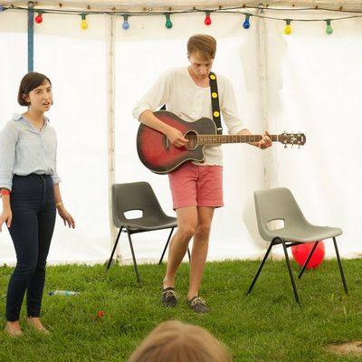 Cristina Quesada + Andreas de Alpaca Sports "Indietracks 2014"