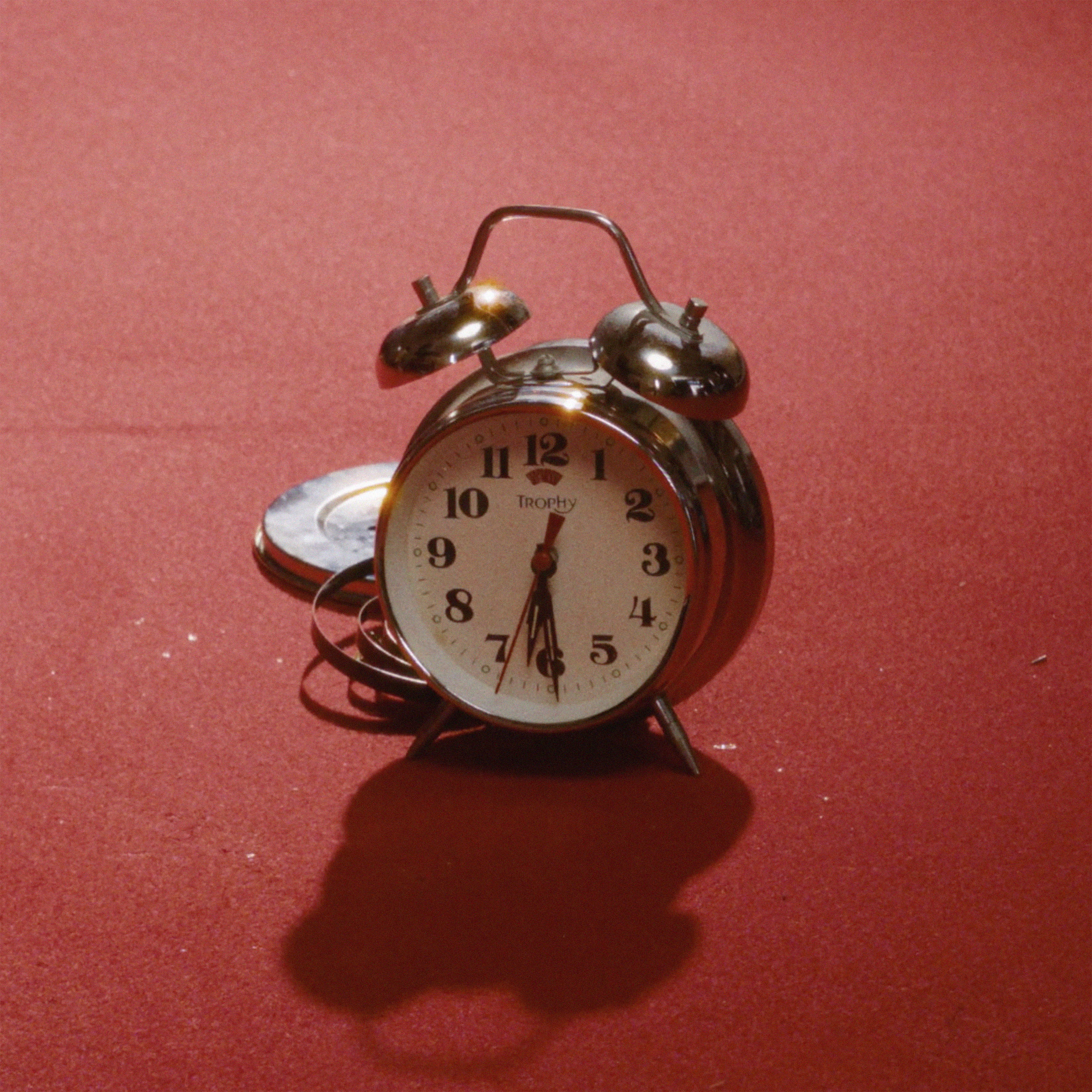 LISASINSON "No Quiero Envejecer" Single Digital